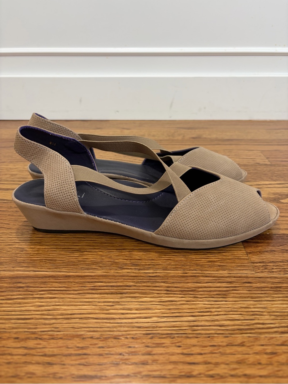 VANELI Taupe Open-Toe Slingback Low Wedge Mules (9)